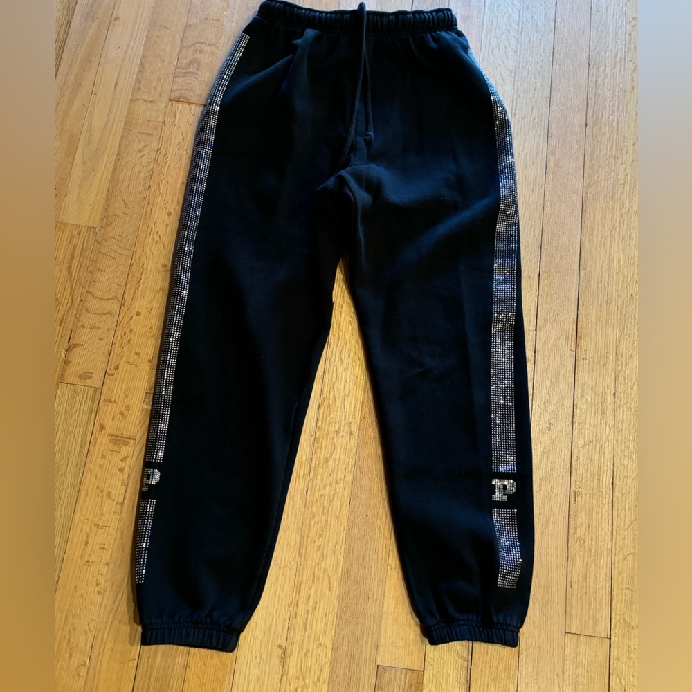 FINAL PRIZE 🔥Pink Victoria secret  Sweat joggers pants